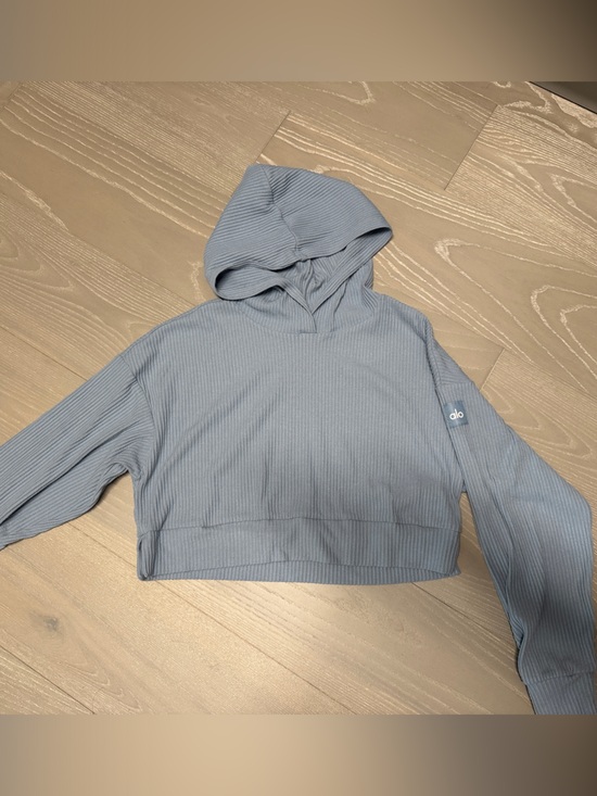ALO Yoga Tops - ALO Yoga womens Light Blue Ribbed Hoodie Crewneck